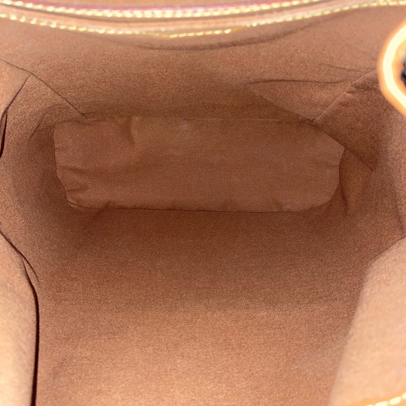 Authentic Louis Vuitton GM - Picture 6 of 13